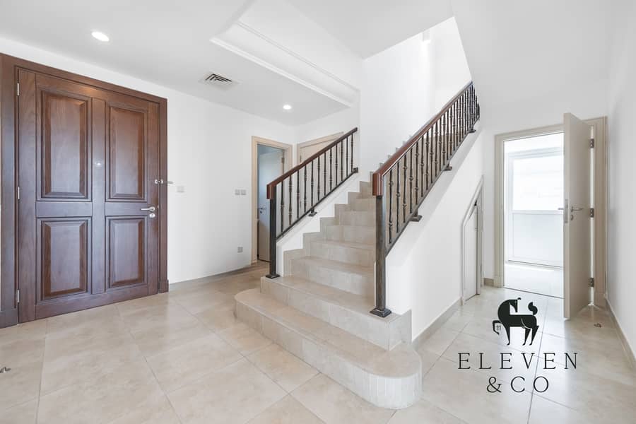 10 Victory Heights_ Estella  Villa 107_ 5BR 27. jpg