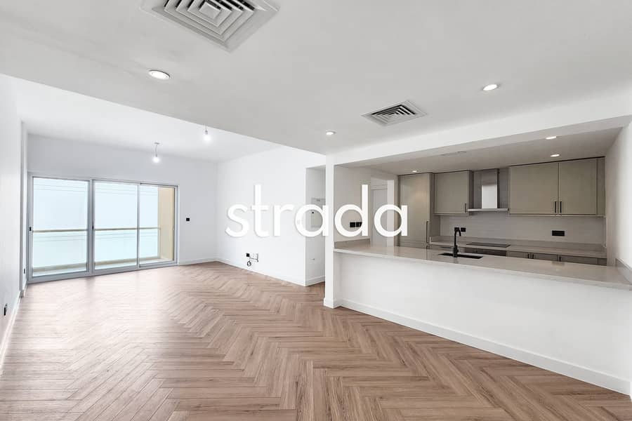 Vacant Now | Fully Upgraded | Pool View Vacant Now | Fully Upgraded | Pool View