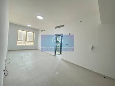 شقة 1 غرفة نوم للايجار في مدينة الرياض، أبوظبي - WhatsApp Image 2025-05-27 at 2.09. 11 PM. jpeg