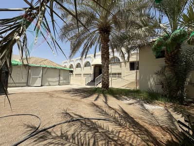 فیلا 4 غرف نوم للايجار في السلامات، العین - IMG_8058. JPG