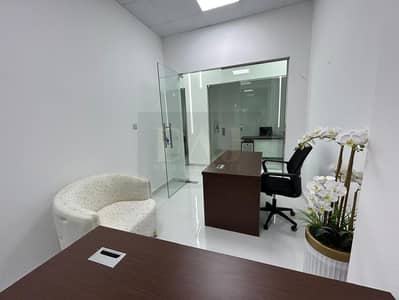 Office for Rent in Al Garhoud, Dubai - 8fcc7177-6519-41b4-b098-e9eb73d32f17. jpg