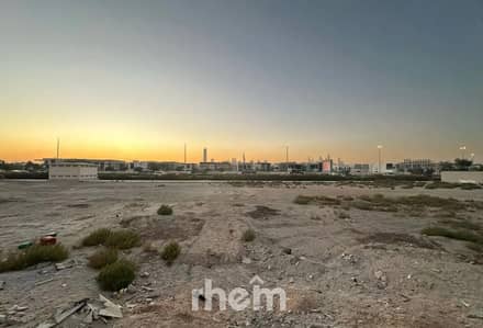 Plot for Sale in Jumeirah Park, Dubai - Prime Location | Huge Plot | Family Community