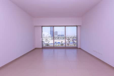 Studio for Rent in Al Reem Island, Abu Dhabi - studio-apartment-al-reem-island-shams-abu-dhabi-gate-tower-2-living-area. JPG