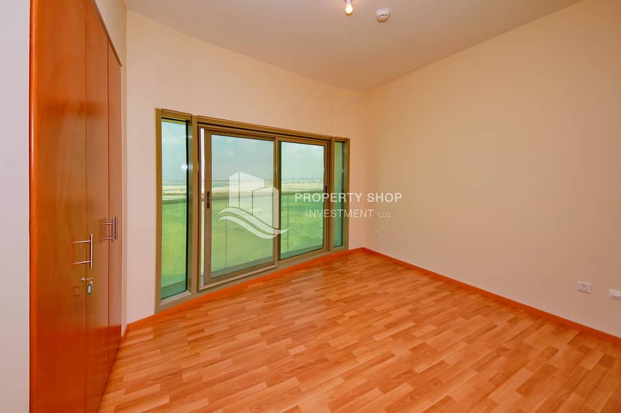 1-br-apartment-al-reem-island-shams-abu-dhabi-beach-tower-b-bedroom. JPG 1-br-apartment-al-reem-island-shams-abu-dhabi-beach-tower-b-bedroom. JPG