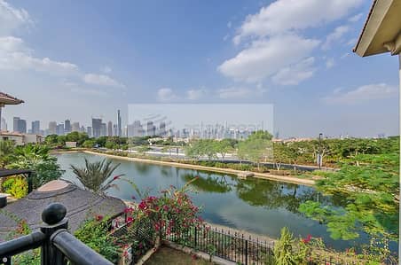 فیلا 4 غرفة نوم للبيع في جزر جميرا، دبي - Beautiful Lake View فیلا 4 غرفة نوم للبيع في جزر جميرا، دبي - Beautiful Lake View