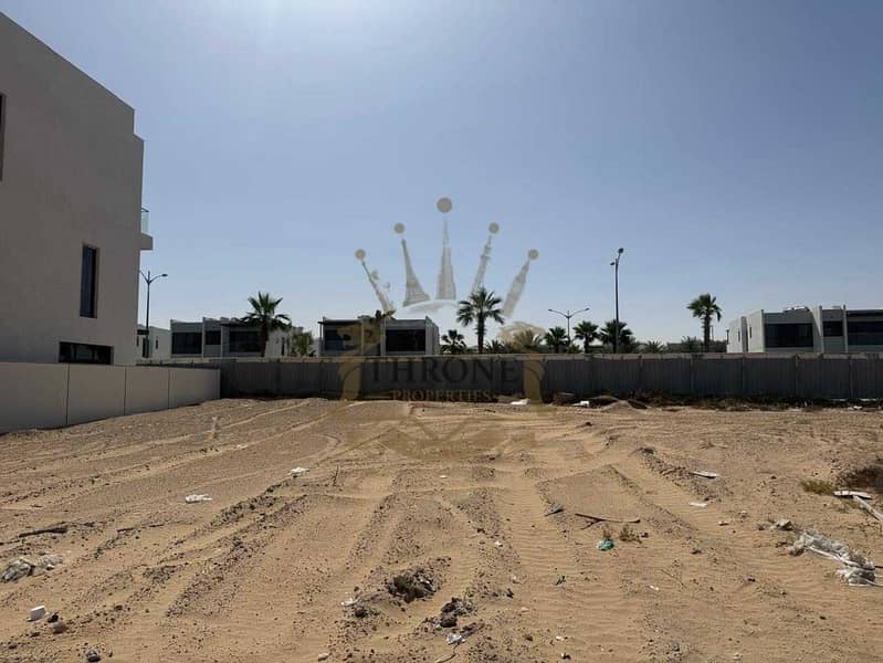 SINGLE ROW|BLVRD VIEW |NEAR ENTRANCE&AMENITIES SINGLE ROW|BLVRD VIEW |NEAR ENTRANCE&AMENITIES