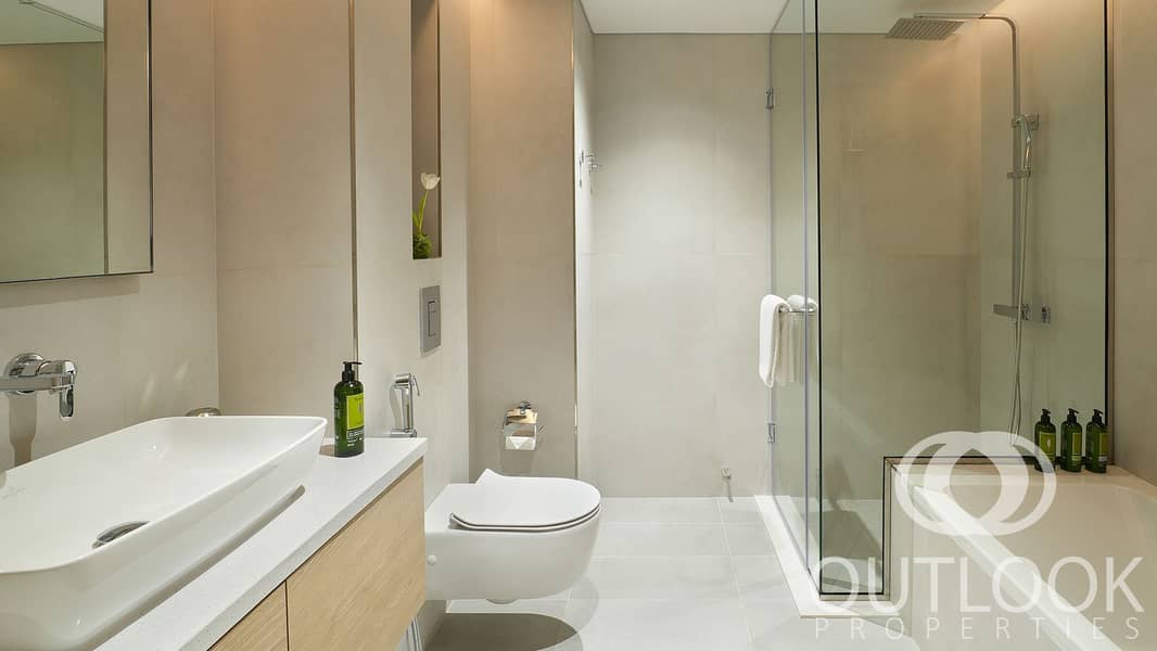 8 CMTP_Deluxe_Two_Bedroom_Master_Bathroom. jpg