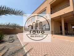 فیلا في الظيت الجنوبي،الظيت 8 غرف 190000 درهم - 11773279