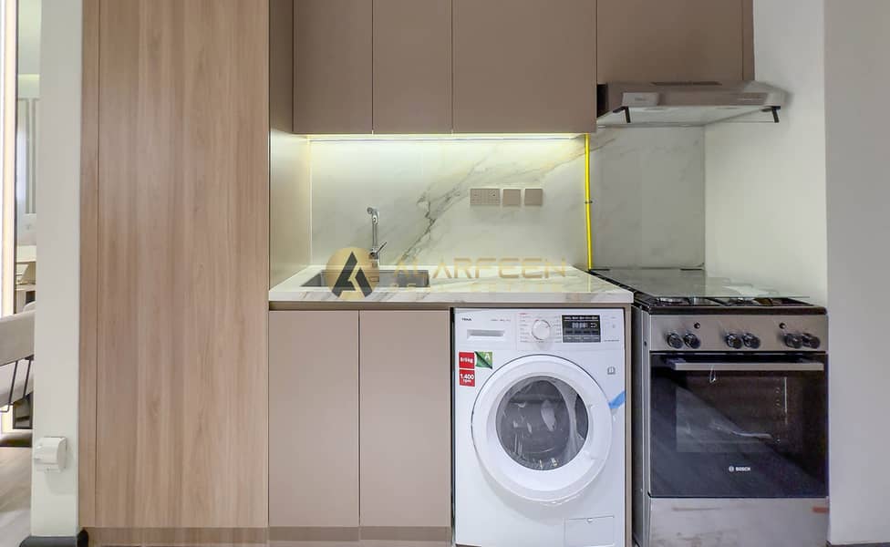 10 kitchen area(1). jpg