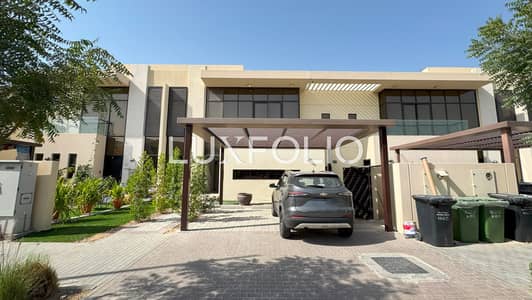 3 Bedroom Villa for Rent in DAMAC Hills, Dubai - Spacious Layout | 3 Bedroom Villa | Private Garden