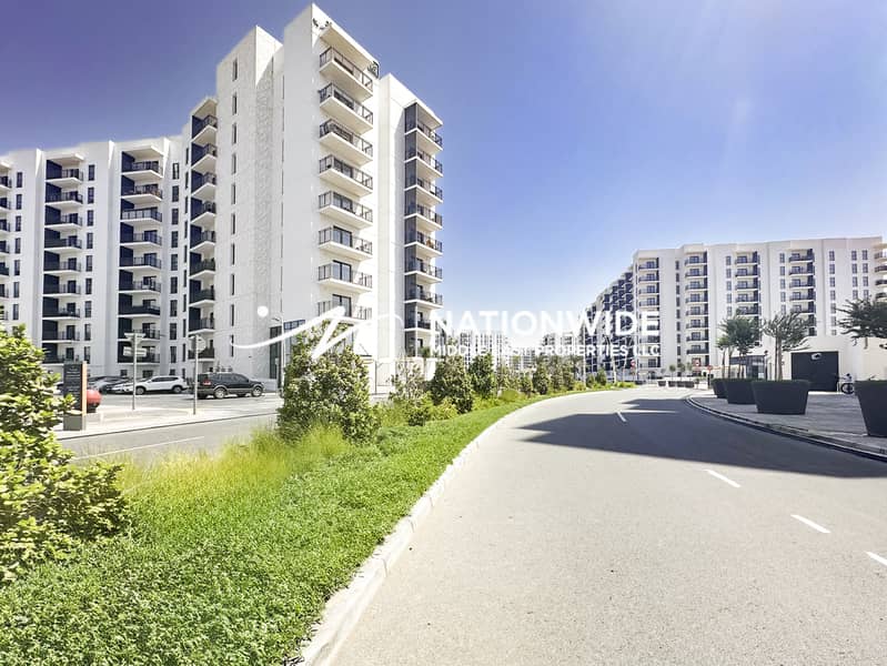 Fully-Furnished| Low-Floor| 3BR+M| Sea World View Fully-Furnished| Low-Floor| 3BR+M| Sea World View
