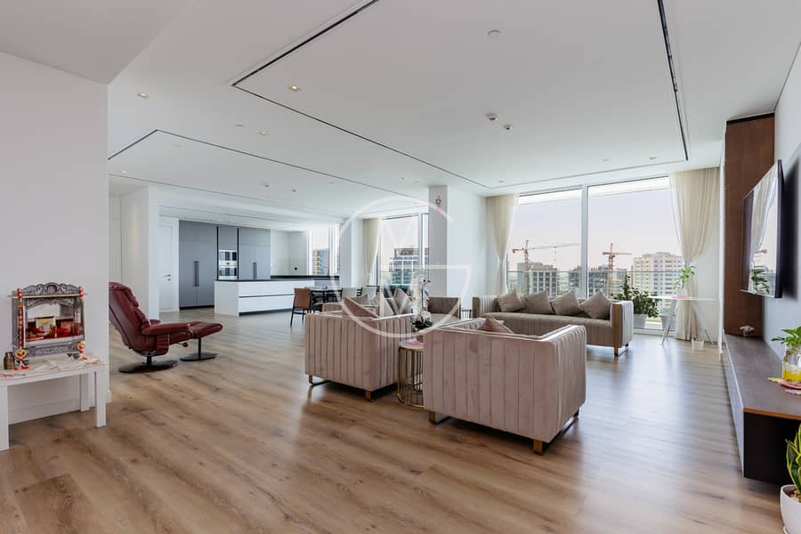2 Bed | Dual Aspect | High Floor | Upgrades 2 Bed | Dual Aspect | High Floor | Upgrades