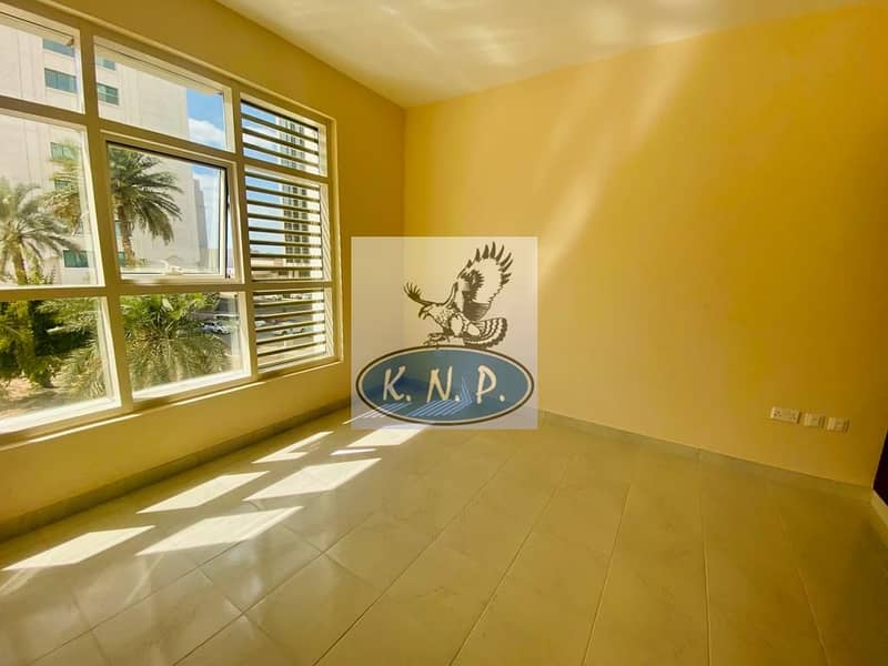 Квартира в Хамдан Стрит, 2 cпальни, 85000 AED - 5752592 Квартира в Хамдан Стрит, 2 cпальни, 85000 AED - 5752592