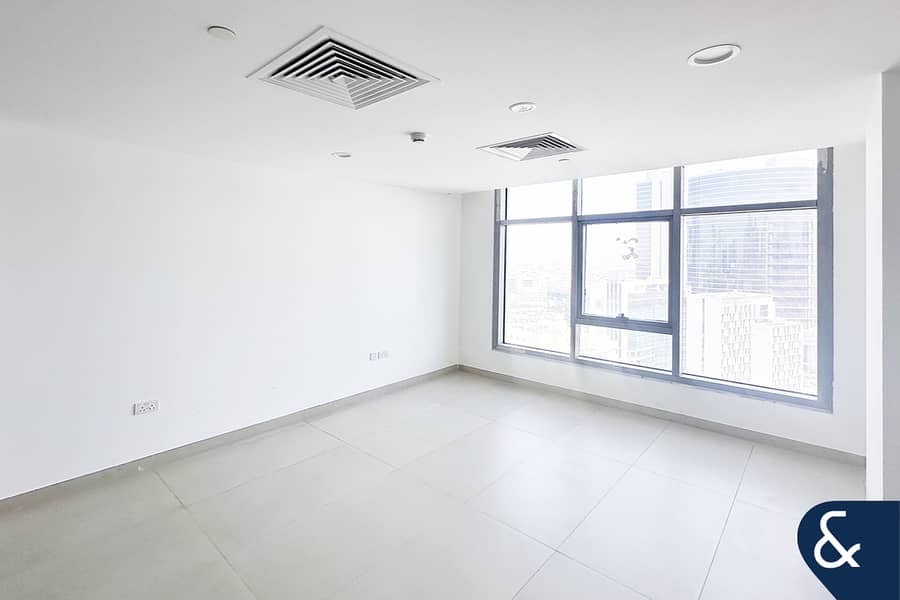 Fitted | Expandable Layout | High Floor Fitted | Expandable Layout | High Floor