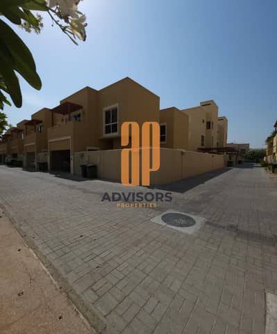 4 Bedroom Townhouse for Sale in Al Raha Gardens, Abu Dhabi - WhatsApp Image 2025-05-28 at 10.23. 44 (1). jpeg