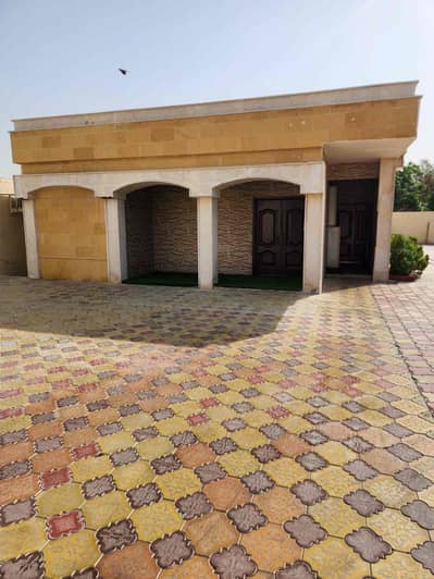 فیلا 3 غرف نوم للايجار في الجزات، الشارقة - df8080f7-a5ae-4078-822a-e378138a18ef. jpg