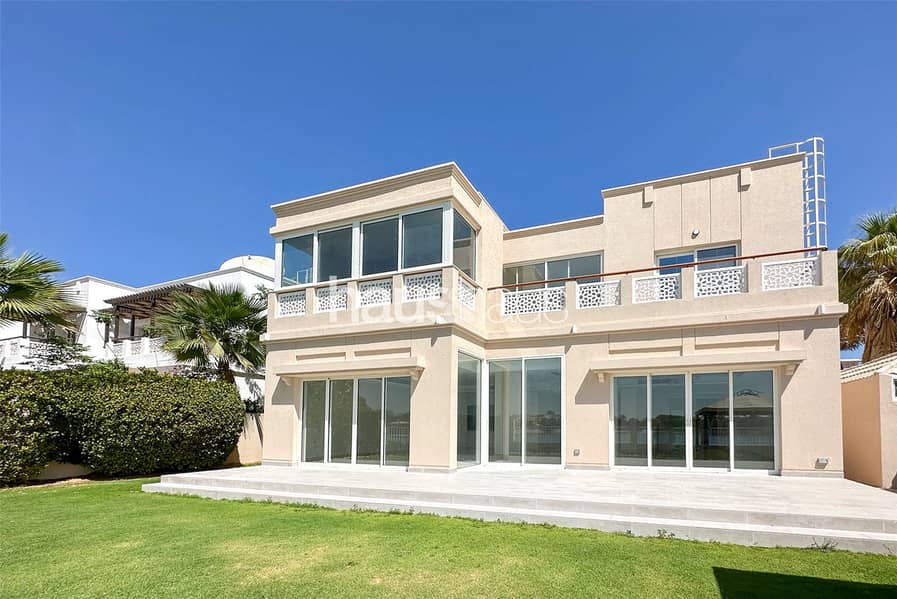 Upgraded | Extended | Lake View Upgraded | Extended | Lake View