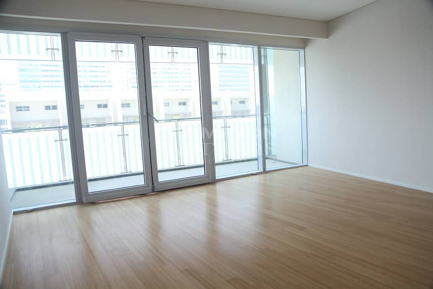 Canal Views | Beach Access | Spacious | Call Now Canal Views | Beach Access | Spacious | Call Now