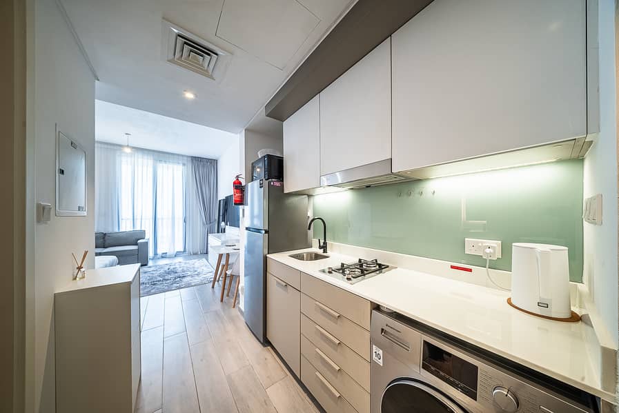 9 ZVE07842-HDR. jpg
