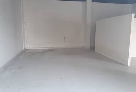 FULLY FITTED FRONT SHOP IN ENGLAND CLUSTER JUST 30000/4 FULLY FITTED FRONT SHOP IN ENGLAND CLUSTER JUST 30000/4