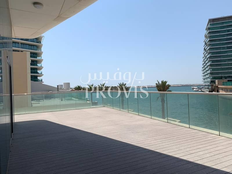 Pure luxury above all else |Beachfront | 2 Cheques Pure luxury above all else |Beachfront | 2 Cheques