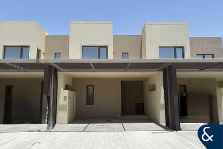 3 Bedroom Villa for Sale in Dubai South, Dubai - Parkside 1 | Good Location | Tenanted