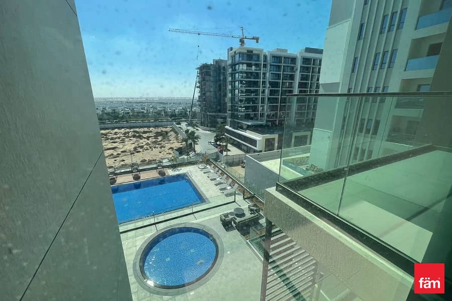 Large Layout | Pool View | 2Baths Large Layout | Pool View | 2Baths