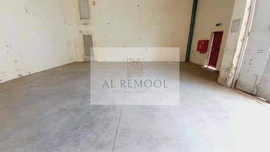 Warehouse for Rent in Industrial Area, Sharjah - d08d7076-96eb-4e62-ac90-dc1d43973213. jpg
