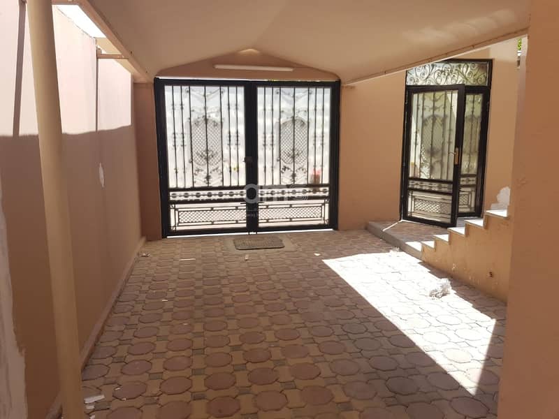 Well maintained 5 master bed villa in Karama