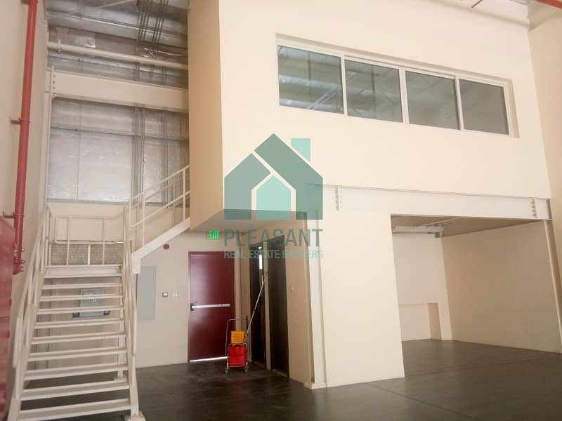 Brand New Warehouse With Inside Office Available For Rent !