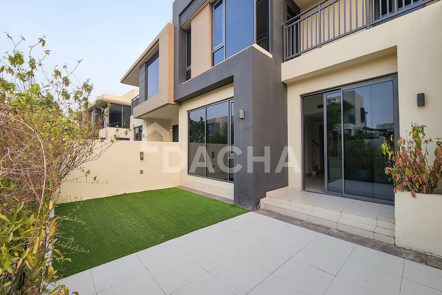 位于迪拜山庄,枫叶社区,枫叶1号公寓 4 卧室的别墅 295000 AED - 11779475 位于迪拜山庄,枫叶社区,枫叶1号公寓 4 卧室的别墅 295000 AED - 11779475