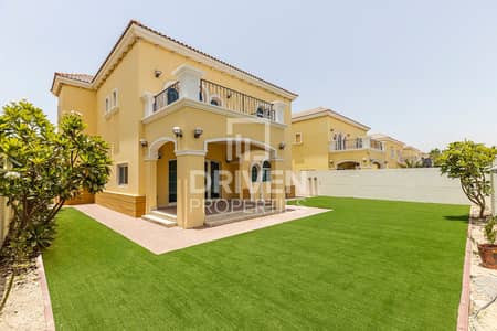3 Bedroom Villa for Rent in Jumeirah Park, Dubai - Expansive Lot | Landscaped | Ready to Move in