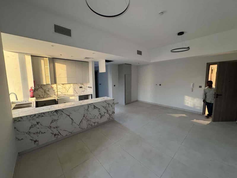 4 bed33acd-87f6-4b7b-9be3-fa63da5eff16. jpg