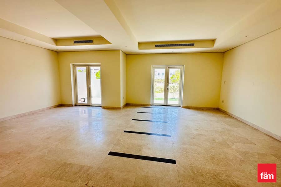 位于阿尔弗雷德街区,阔塔什别墅区 3 卧室的联排别墅 240000 AED - 11780165 位于阿尔弗雷德街区,阔塔什别墅区 3 卧室的联排别墅 240000 AED - 11780165