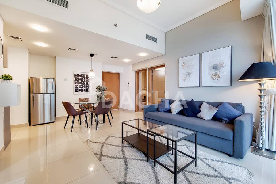 VACANT | 2 Bed Furnished with Stunning views VACANT | 2 Bed Furnished with Stunning views