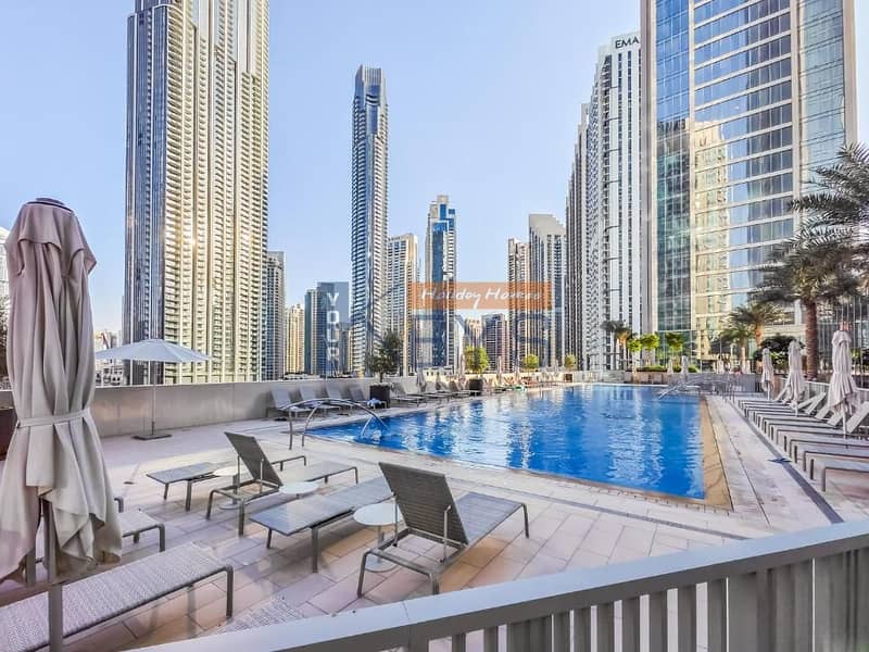 18 Down Town Dubai-pool. jpg