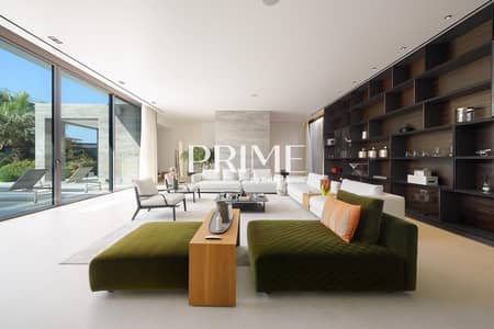 5 Bedroom Villa for Sale in Pearl Jumeirah, Dubai - Open to offers | Luxury living | Exclusive