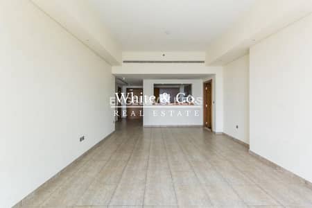 2 Bedroom Apartment for Rent in Palm Jumeirah, Dubai - Value | Largest Layout | Available Now