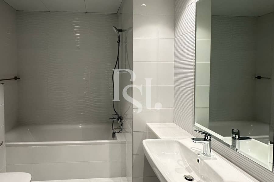 10 1BRM-Apt-AP187518-Ajwan-Tower-C-Al-Saadiyat-Island-Abu-Dhabi-UAE (1). jpg