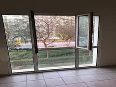 Spacious I Community View I  Close to metro