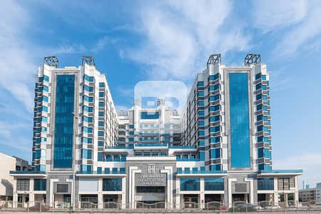 مکتب  للايجار في الحضيبة، دبي - 3zyg0037552501737638332. jpg