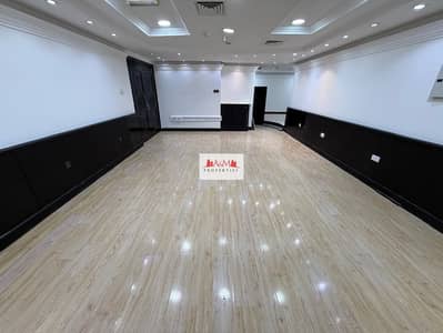 Office for Rent in Al Najda Street, Abu Dhabi - WhatsApp Image 2025-05-26 at 4.07. 26 PM (1). jpeg