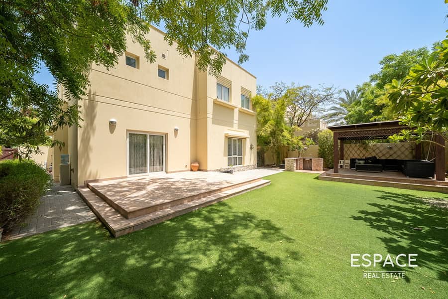 位于芳草青青,芳草青青9号 4 卧室的别墅 9475000 AED - 11782253 位于芳草青青,芳草青青9号 4 卧室的别墅 9475000 AED - 11782253