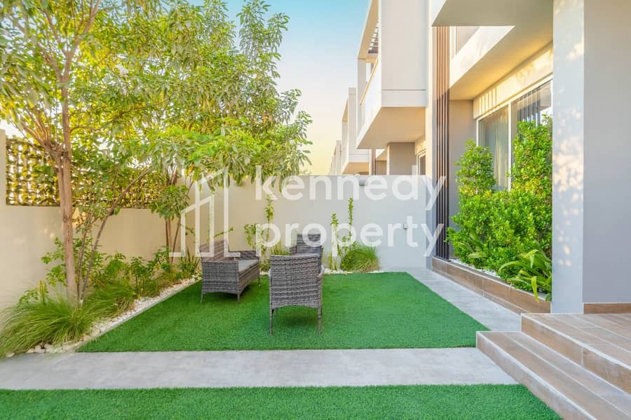 41 41. Kennedy Property Rentals - Villa Royal Park Jumeirah Park. jpg