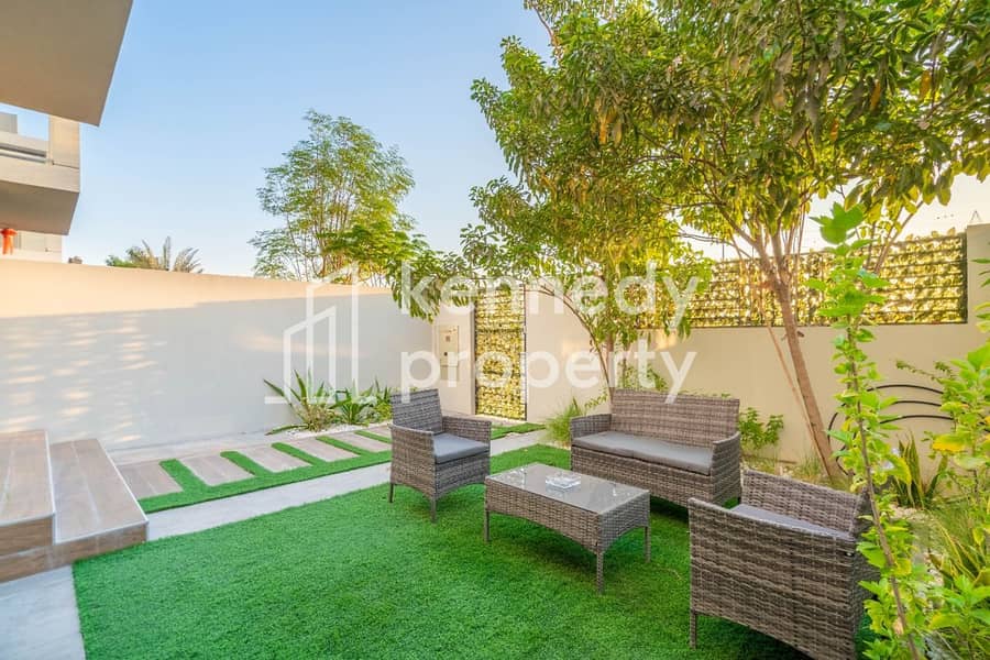 42 42. Kennedy Property Rentals - Villa Royal Park Jumeirah Park. jpg