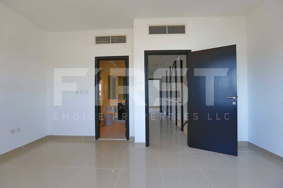 4 3 Bedroom Villa in Al Reef Villas Al Reef Abu Dhabi UAE 225.2 sq. m 2424 sq. ft (13). jpg