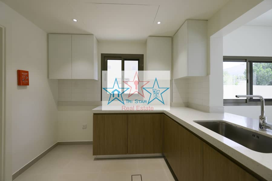 Town house PIC_opt-7. jpg Town house PIC_opt-7. jpg