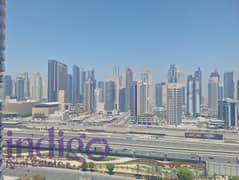 Near Metro | High Floor | Read to Move