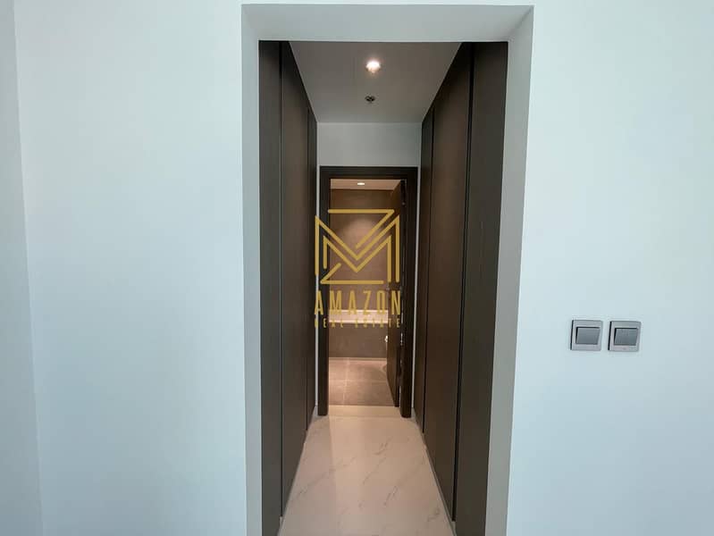 4 R15 3. jpg