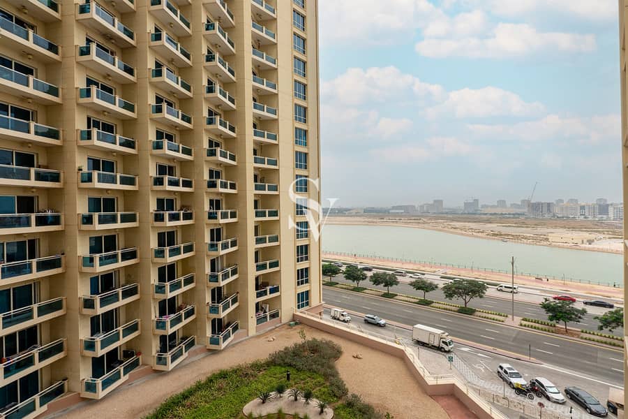 Vacant Soon | Lake View | Spacious | Furnished Vacant Soon | Lake View | Spacious | Furnished